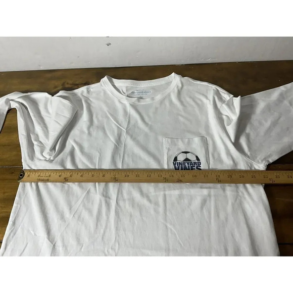 Vineyard Vines Mens Size Large White Soccer Graphic Tee Cotton Crewneck - Picture 8 of 10